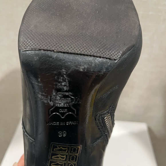 KURT GEIGER LONDON Laced and zippered ankle boots in black, size 39. - Picture 8 of 15